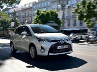 Toyota Yaris (2015) - picture 34 of 54