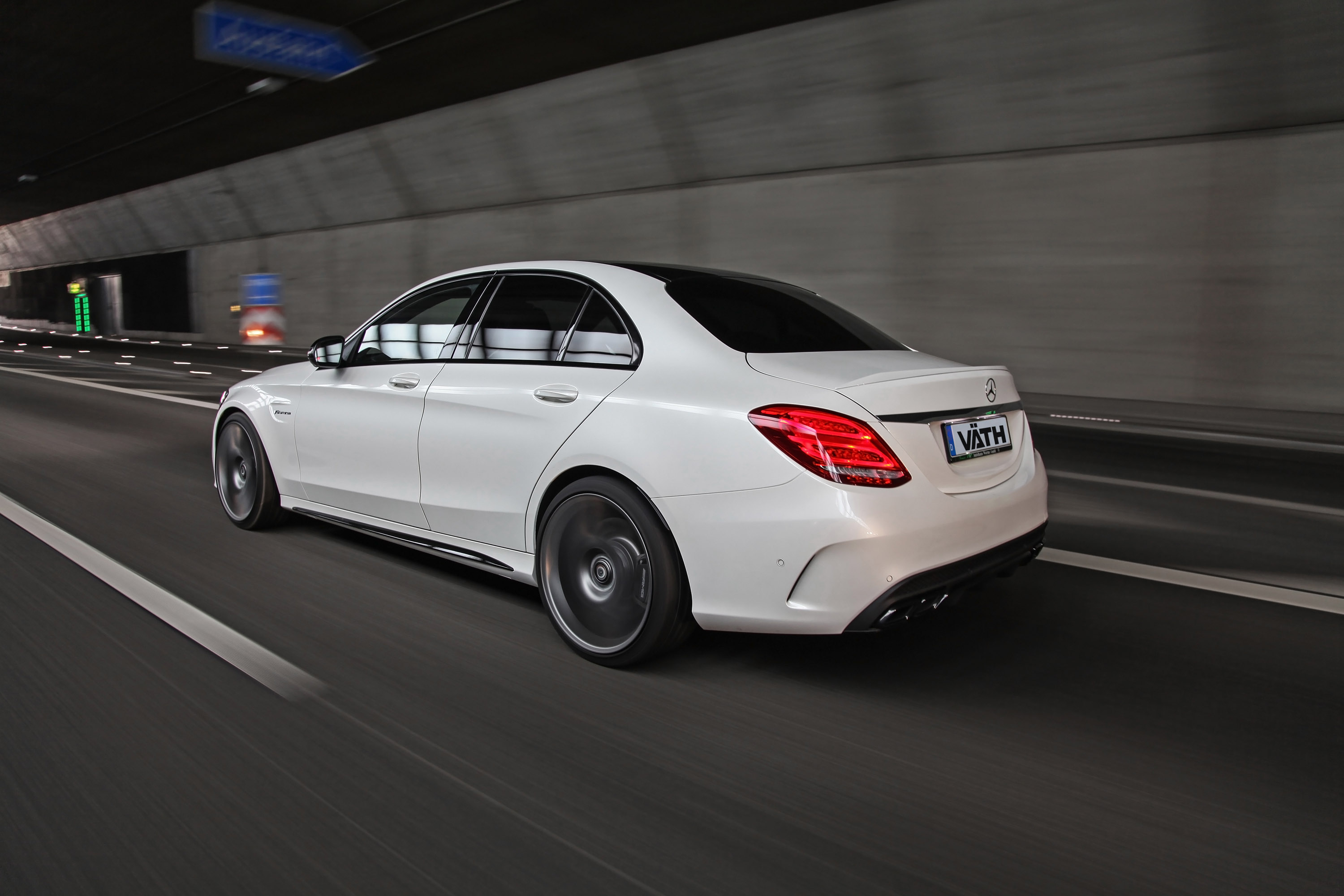 VAETH Mercedes-Benz C63 AMG