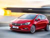 Vauxhall Astra (2015) - picture 4 of 14