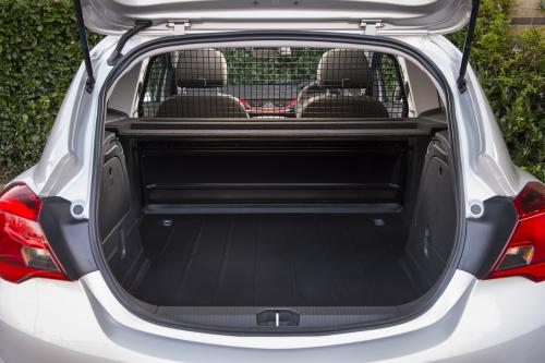 Vauxhall Corsavan (2015) - picture 33 of 46