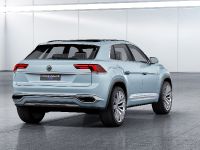 Volkswagen Cross Coupe GTE (2015) - picture 6 of 8
