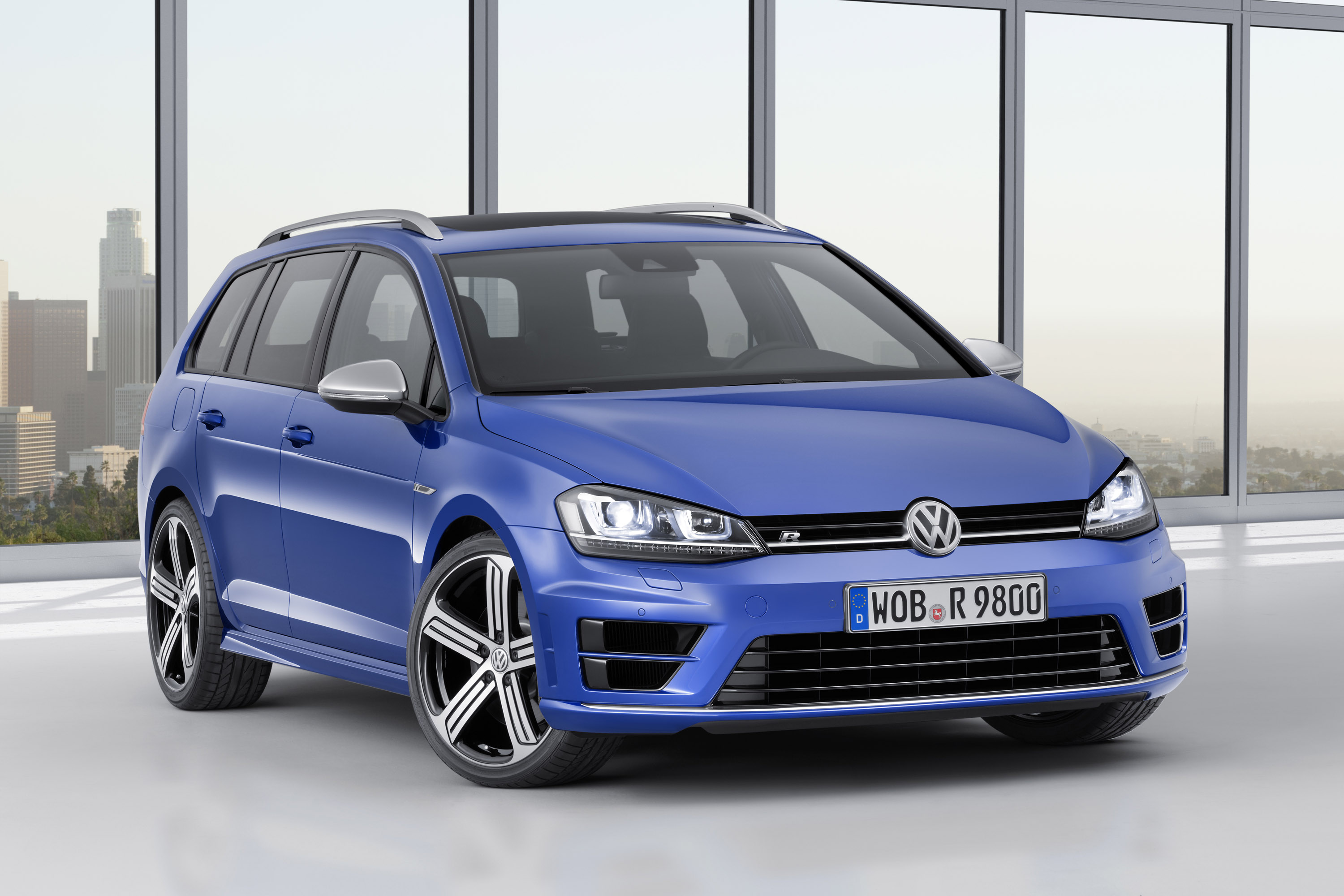 Volkswagen Golf R Estate