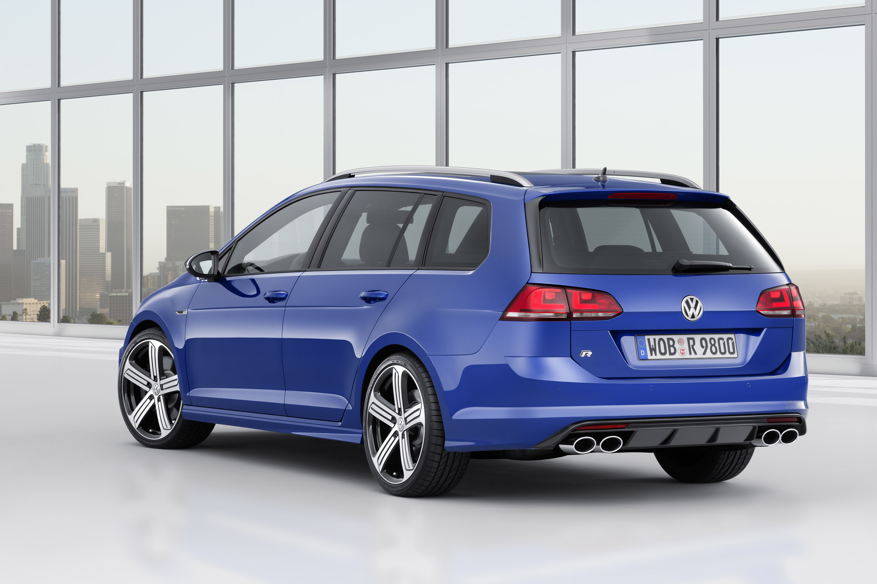 Volkswagen Golf R Estate