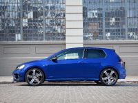 Volkswagen Golf R (2015) - picture 2 of 4