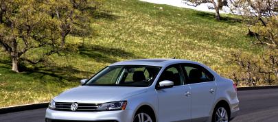 Volkswagen Jetta US (2015) - picture 4 of 32