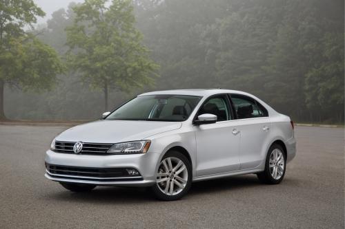 Volkswagen Jetta (2015) - picture 1 of 5