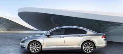 Volkswagen Passat (2015) - picture 15 of 45