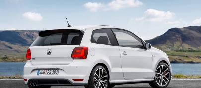 Volkswagen Polo GTI (2015) - picture 7 of 16