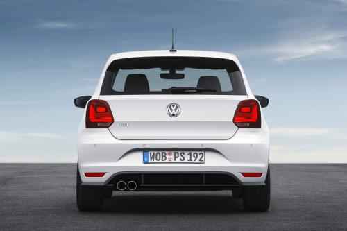Volkswagen Polo GTI (2015) - picture 9 of 16