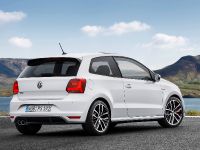 Volkswagen Polo GTI (2015) - picture 7 of 16