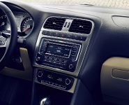 Volkswagen Polo Sedan (2015) - picture 6 of 9