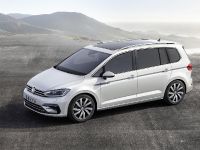 Volkswagen Touran (2015) - picture 4 of 12