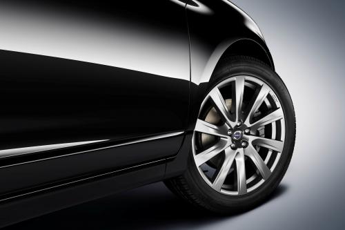 Volvo Inscription Package (2015) - picture 1 of 9