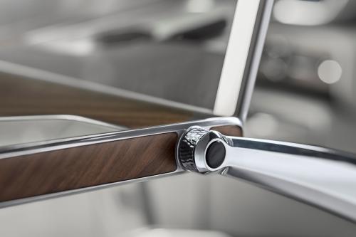 Volvo Lounge Console (2015) - picture 9 of 14