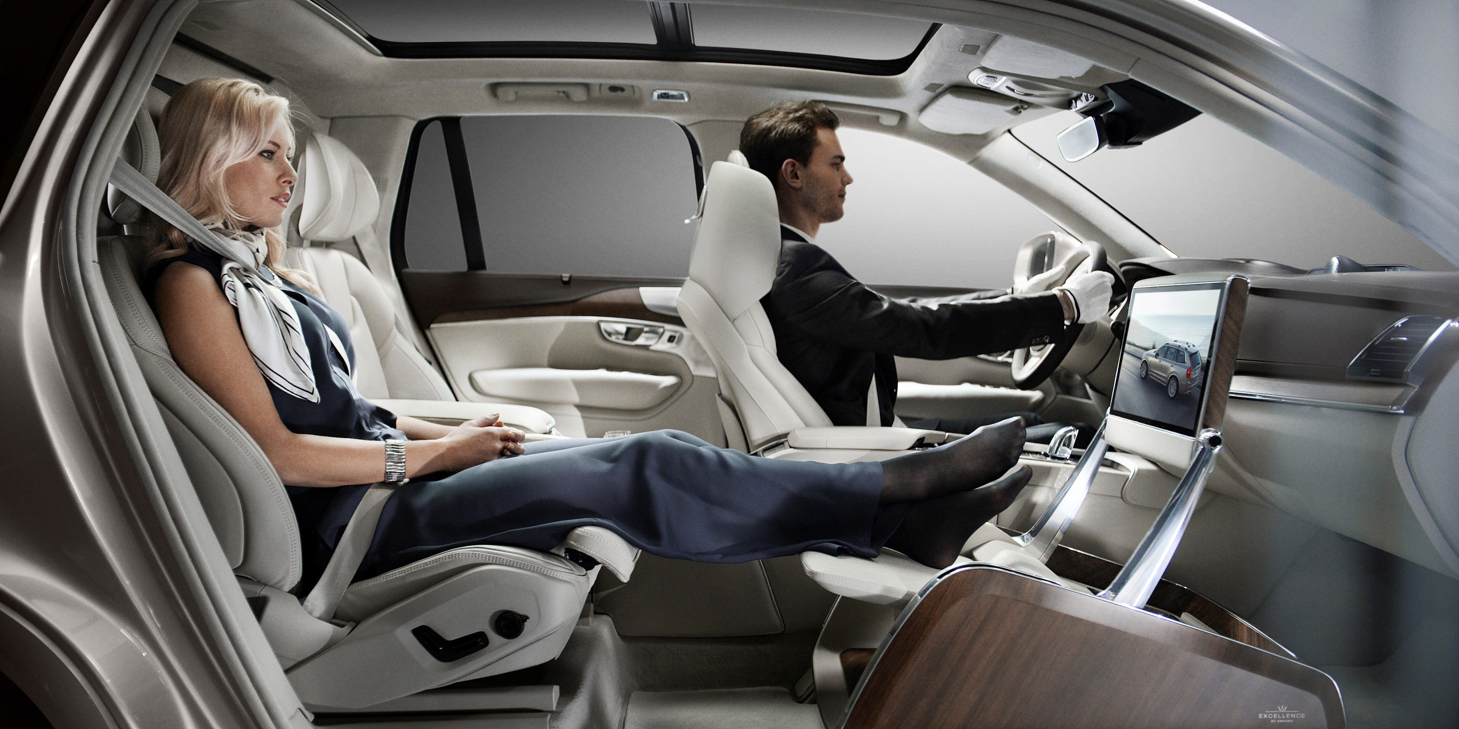 Car offer. Volvo xc90 Excellence. Volvo xc90 Excellence Lounge Console. За рулем Volvo xc90. Volvo xc90 Luxury.