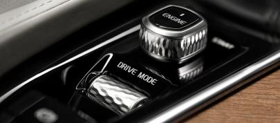 Volvo XC90 Interior (2015) - picture 7 of 12