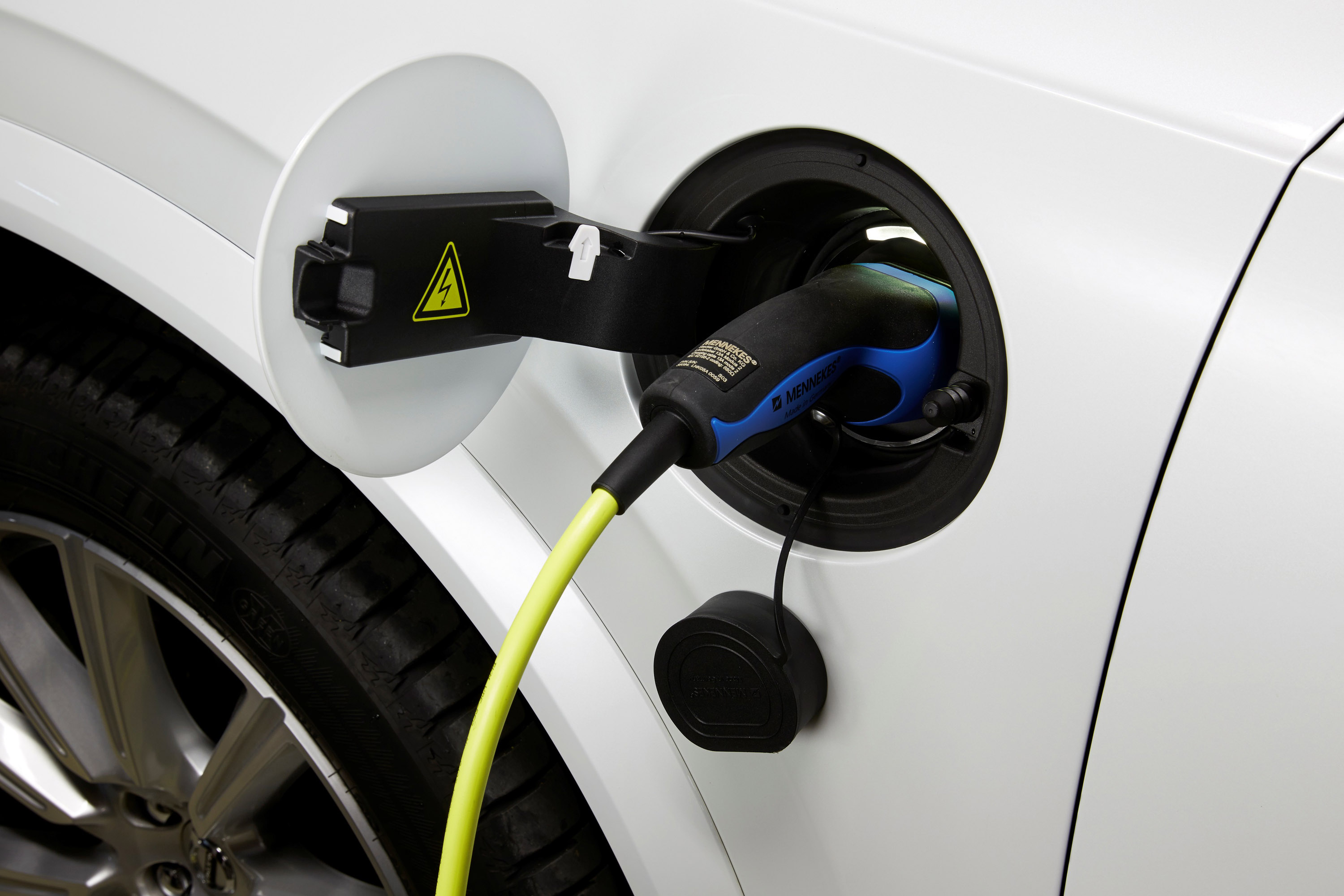 Volvo XC90 T8 Petrol Plug-in Hybrid
