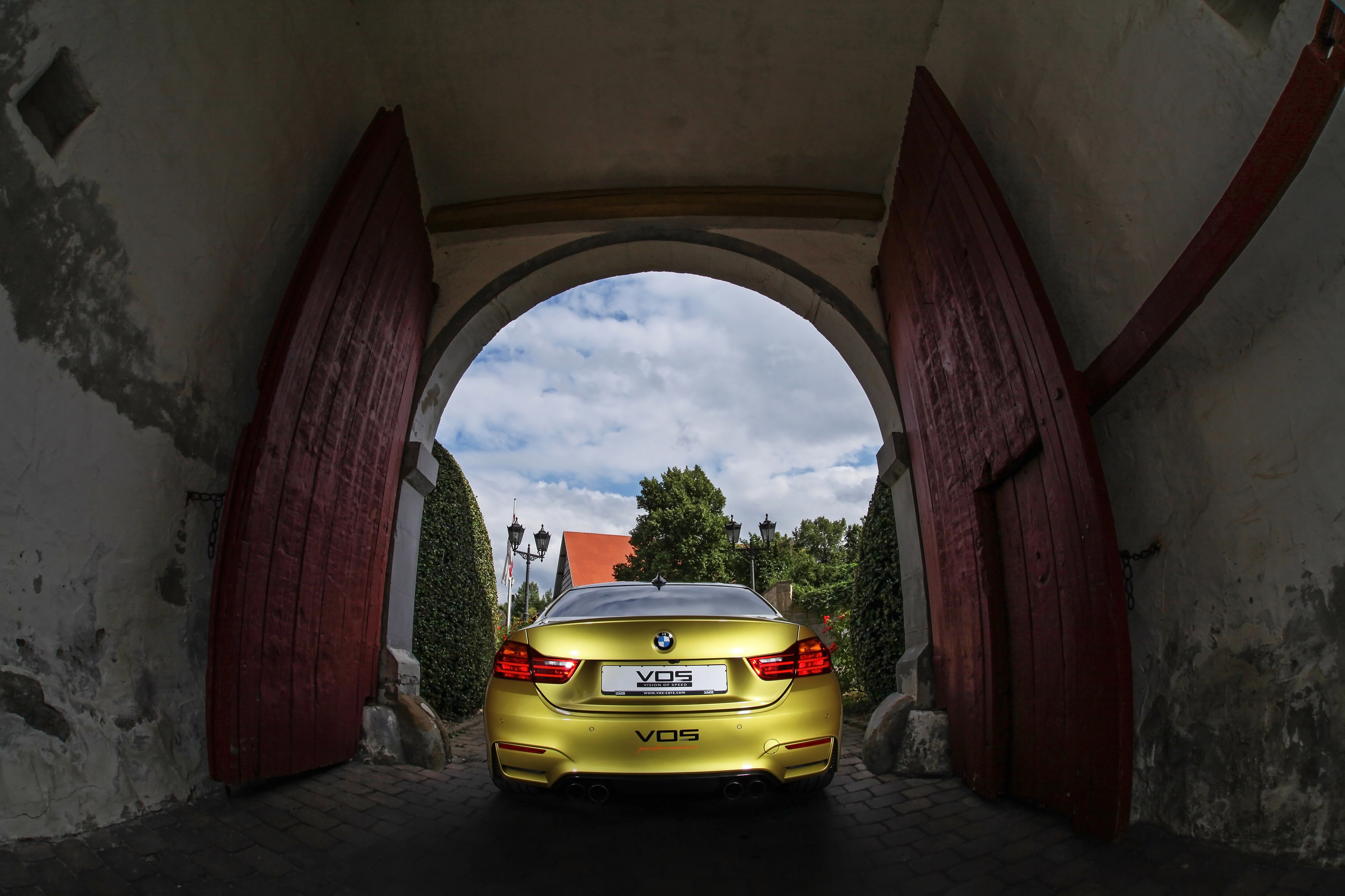 VOS BMW M4