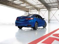 Acura ILX (2016) - picture 2 of 11