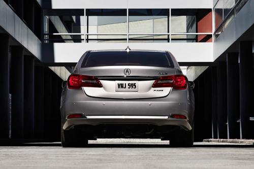 Acura RLX (2016) - picture 1 of 5