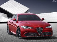 Alfa Romeo Gulia (2016) - picture 2 of 5