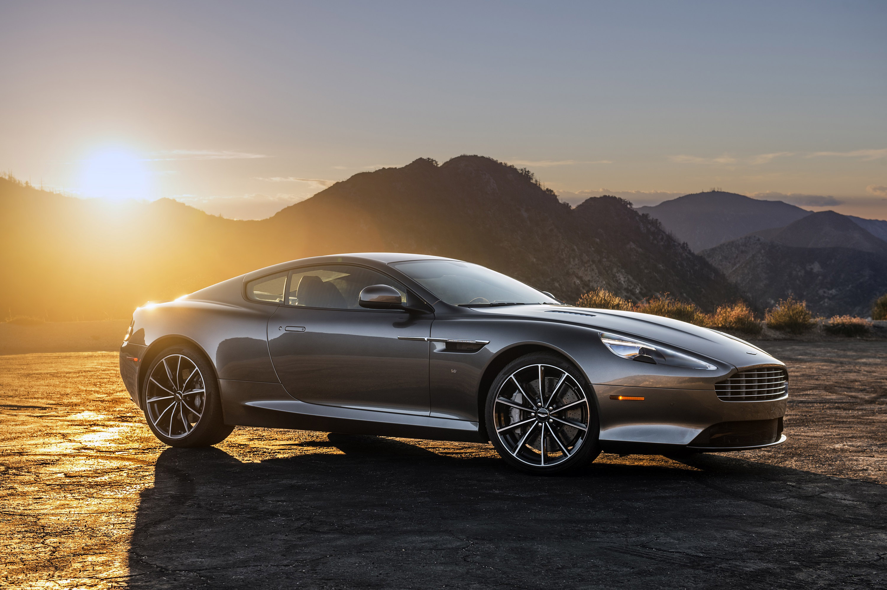 Aston Martin DB9 GT