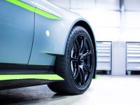 Aston Martin Vantage GT8 (2016)