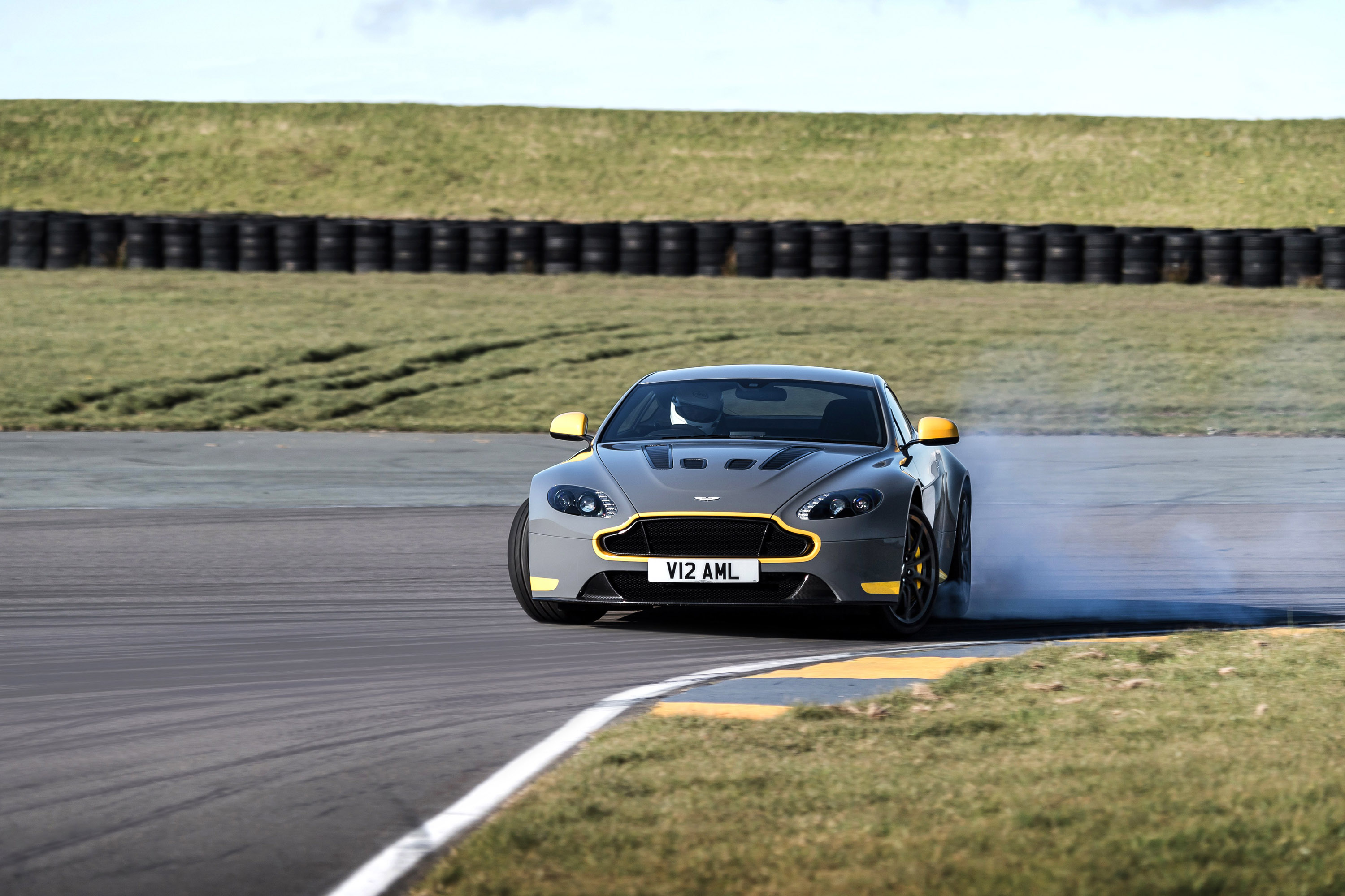 Aston Martin Vantage S With Manual Gearbox