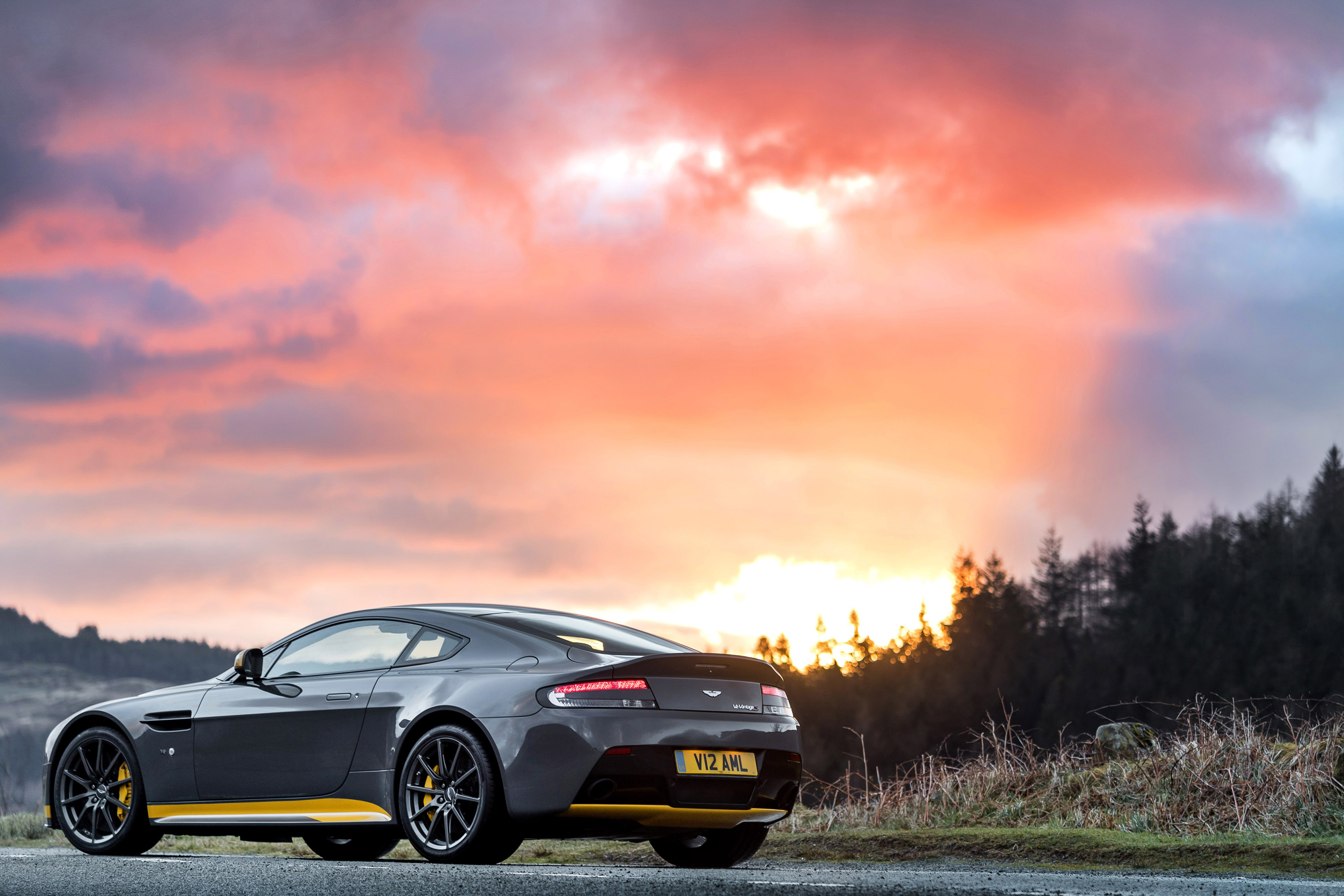 Aston Martin Vantage S With Manual Gearbox