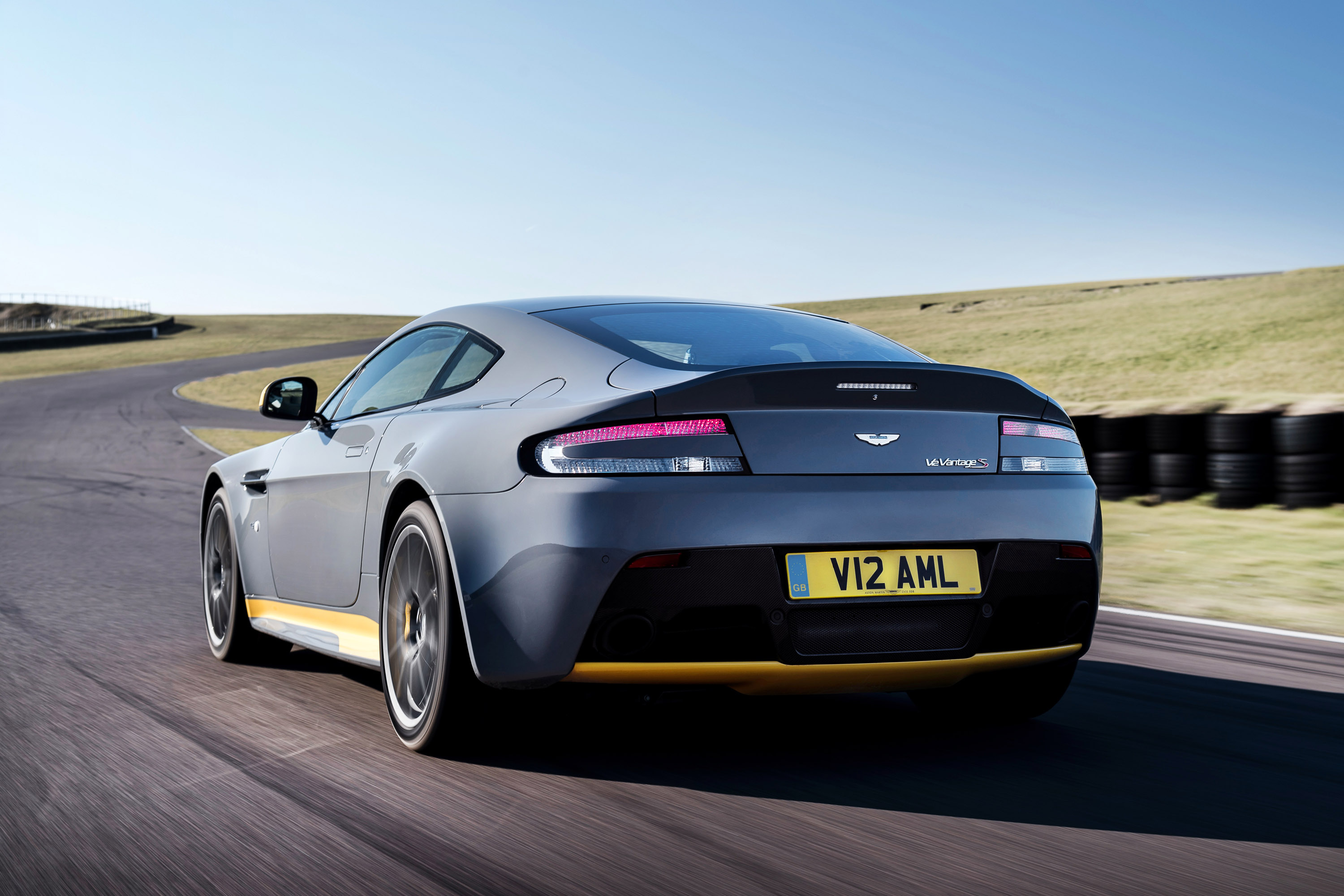 Aston Martin Vantage S With Manual Gearbox