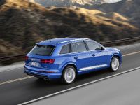 Audi Q7 (2016) - picture 7 of 12