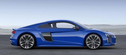 Audi R8 e-tron (2016) - picture 7 of 15