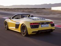 Audi R8 Spyder (2016) - picture 3 of 6