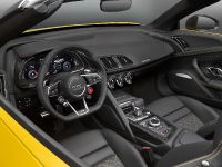 Audi R8 Spyder (2016) - picture 6 of 6