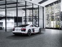 Audi R8 V10 plus selection 24h (2016) - picture 4 of 5