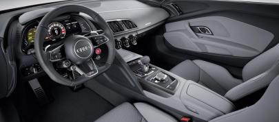 Audi R8 (2016) - picture 7 of 8