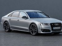 Audi S8 Plus (2016) - picture 3 of 6