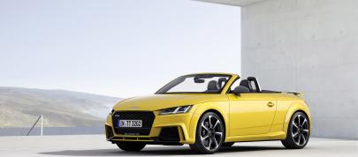 Audi TT RS Roadster (2016) - picture 4 of 12