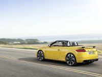 Audi TT RS Roadster (2016) - picture 6 of 12