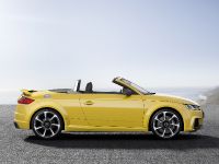 Audi TT RS Roadster (2016) - picture 7 of 12