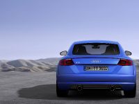 Audi TTS Coupe (2016) - picture 8 of 20