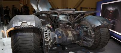 Batmobile (2016) - picture 7 of 9