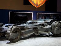 Batmobile (2016) - picture 4 of 9