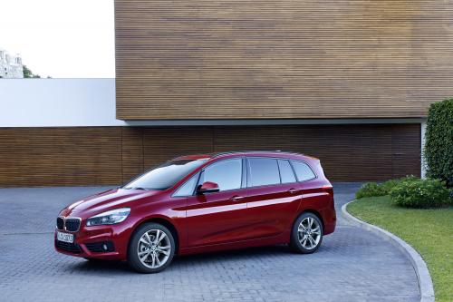 BMW 2 Series Gran Tourer (2016) - picture 1 of 9