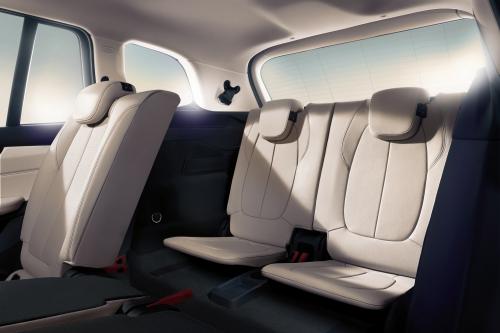 BMW 2 Series Gran Tourer (2016) - picture 8 of 9