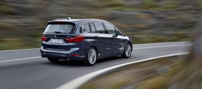 BMW 220d xDrive Gran Tourer (2016) - picture 20 of 47