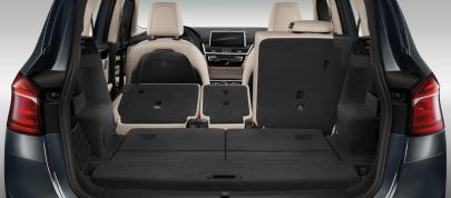 BMW 220d xDrive Gran Tourer (2016) - picture 31 of 47