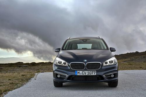 BMW 220d xDrive Gran Tourer (2016) - picture 9 of 47