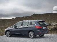BMW 220d xDrive Gran Tourer (2016) - picture 21 of 47