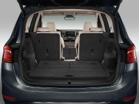 BMW 220d xDrive Gran Tourer (2016) - picture 30 of 47